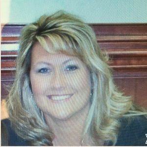 Meet your Posher, Leslie